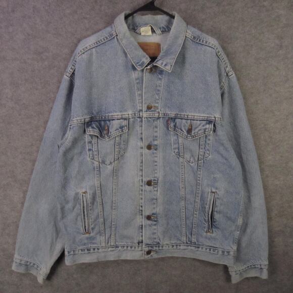 Levi's Denim Jacket Mens XL Light Wash Trucker American Flag Patch 70507-0389 - Picture 1 of 7